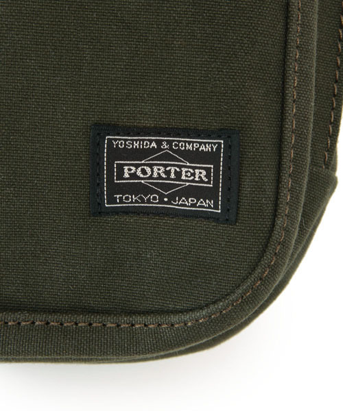 PORTER（ポーター）の「PORTER BEAT ONE SHOULDER BAG <B印 YOSHIDA SELECT>（ショルダーバッグ・メンズ・ブラック/ベージュ/オリーブ・ONE SIZE）」の15枚目の写真