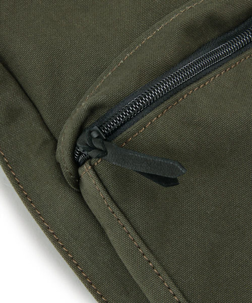 PORTER（ポーター）の「PORTER BEAT ONE SHOULDER BAG <B印 YOSHIDA SELECT>（ショルダーバッグ・メンズ・ブラック/ベージュ/オリーブ・ONE SIZE）」の11枚目の写真