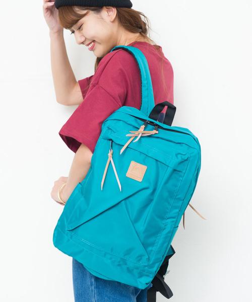 and mikka（アンドミカ）の「【WEB限定】and mikka / 軽量 スクエアデイパック マザーズリュック（バックパック/リュック・レディース・ブラック/グリーン/ネイビー/イエロー/レッド・FREE）」の4枚目の写真