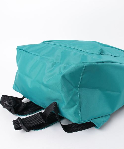 and mikka（アンドミカ）の「【WEB限定】and mikka / 軽量 スクエアデイパック マザーズリュック（バックパック/リュック・レディース・ブラック/グリーン/ネイビー/イエロー/レッド・FREE）」の7枚目の写真