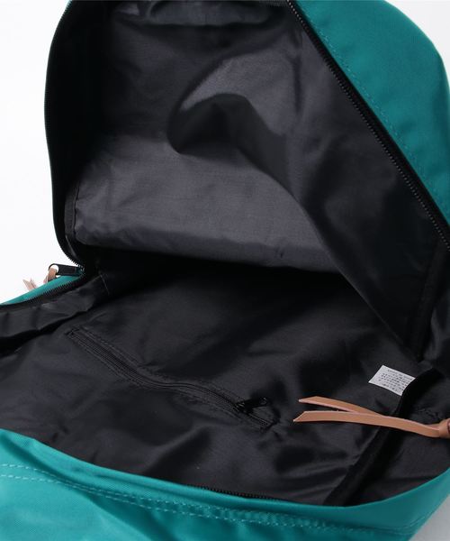 and mikka（アンドミカ）の「【WEB限定】and mikka / 軽量 スクエアデイパック マザーズリュック（バックパック/リュック・レディース・ブラック/グリーン/ネイビー/イエロー/レッド・FREE）」の8枚目の写真