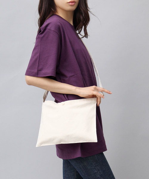 United Athle（ユナイテッドアスレ）の「【 United Athle / ユナイテッドアスレ 】 キャンバス サコッシュバッグ（ショルダーバッグ・メンズ・ブラック/ナチュラル/ネイビー/グレー・FREE）」の8枚目の写真