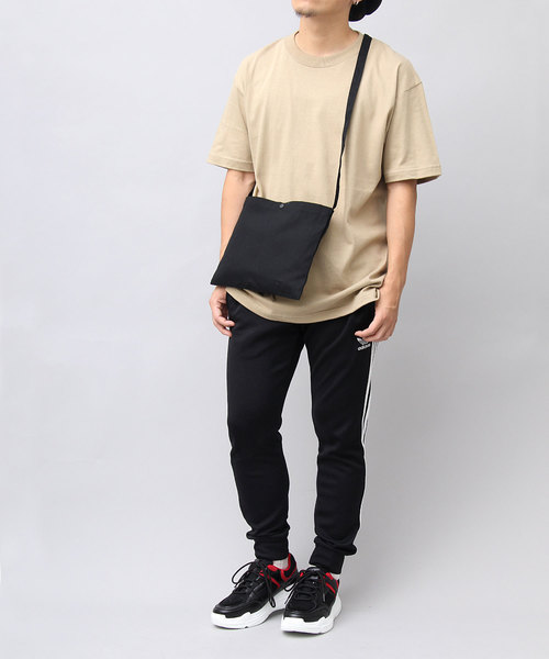 United Athle（ユナイテッドアスレ）の「【 United Athle / ユナイテッドアスレ 】 キャンバス サコッシュバッグ（ショルダーバッグ・メンズ・ブラック/ナチュラル/ネイビー/グレー・FREE）」の17枚目の写真