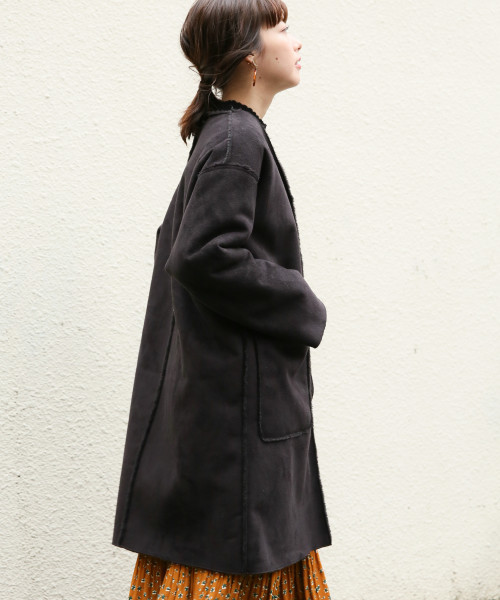 LOWRYS FARM(ローリーズファーム)の「リバーシブルムートンボアコート 807922(その他アウター・レディース・ブラック/ベージュ/アイボリー・MEDIUM/LARGE)」の11枚目の写真