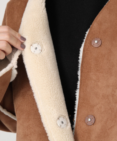 LOWRYS FARM(ローリーズファーム)の「リバーシブルムートンボアコート 807922(その他アウター・レディース・ブラック/ベージュ/アイボリー・MEDIUM/LARGE)」の16枚目の写真