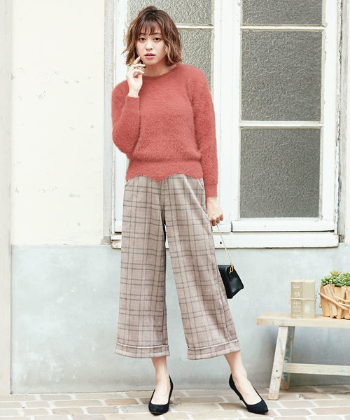 KOBE LETTUCE（コウベレタス）の「裾スカラップデザインUネックコンパクトシャギー調ニット＊レディース/トップス[C3468]神戸レタス（ニット/セーター・レディース・ピンク/グリーン/アイボリー/キャメル・FREE）」の8枚目の写真