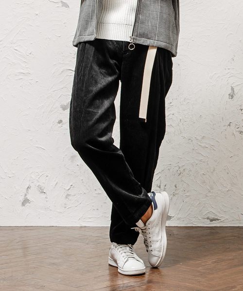MinoriTY（マイノリティ）の「ワイドバルーンパンツ5.5Ｗコーデュロイバルーンワイドパンツ（その他パンツ・メンズ・ブラウン/ブラック/ベージュ・M/L）」の2枚目の写真