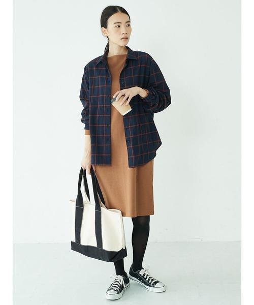 AMERICAN HOLIC（アメリカンホリック）の「・ビエラビックバックタックシャツ（シャツ/ブラウス・レディース・ライトグレー/ベージュ/ネイビー/オフホワイト/ブラック系その他3/ベージュ系その他4/ブルー系その他5・M/L）」の11枚目の写真