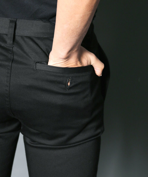 Magine（マージン）の「COMPACT CHINO STRETCH TAPERED NO-P PANTS:コンパクトチノ ストレッチテーパード NO-Pパンツ（チノパンツ・メンズ・ブラック/ベージュ/ネイビー・44/46/48）」の13枚目の写真