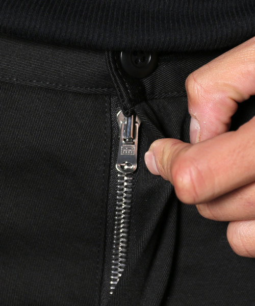 Magine（マージン）の「COMPACT CHINO STRETCH TAPERED NO-P PANTS:コンパクトチノ ストレッチテーパード NO-Pパンツ（チノパンツ・メンズ・ブラック/ベージュ/ネイビー・44/46/48）」の7枚目の写真