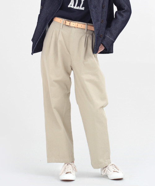 RNA-N（アールエヌエーエヌ）の「R3558 ツータックチノパンツ（チノパンツ・レディース・ベージュ/ブラウン/ブラック・SMALL/MEDIUM）」の6枚目の写真