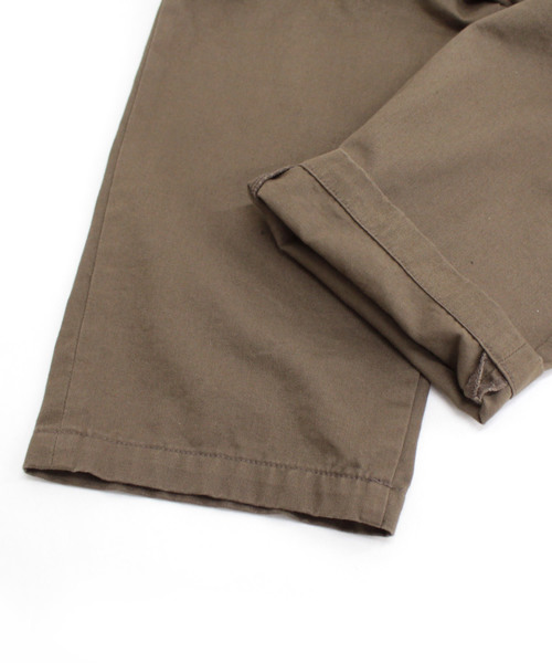 RNA-N（アールエヌエーエヌ）の「R3558 ツータックチノパンツ（チノパンツ・レディース・ベージュ/ブラウン/ブラック・SMALL/MEDIUM）」の13枚目の写真