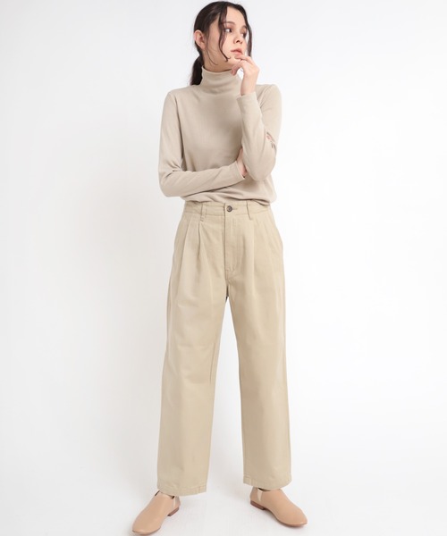 RNA-N（アールエヌエーエヌ）の「R3558 ツータックチノパンツ（チノパンツ・レディース・ベージュ/ブラウン/ブラック・SMALL/MEDIUM）」の17枚目の写真