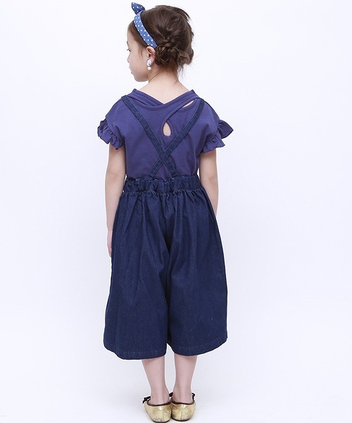RUGGEDWORKS（ラゲッドワークス）の「キッズ デニム無地 サスペンダー付きロングフレアパンツ（サロペット/オーバーオール・キッズ・インディゴブルー・130cm/140cm/90cm/110cm/100cm/120cm）」の4枚目の写真