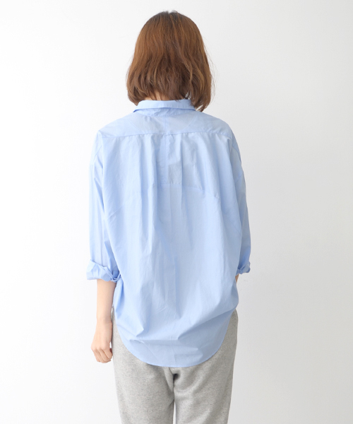 URBAN RESEARCH DOORS WOMENS（アーバンリサーチ ドアーズ ウィメンズ）の「DOORS ラウンドスキッパープルオーバーシャツ（シャツ/ブラウス・レディース・ホワイト/ブルー・FREE）」の4枚目の写真