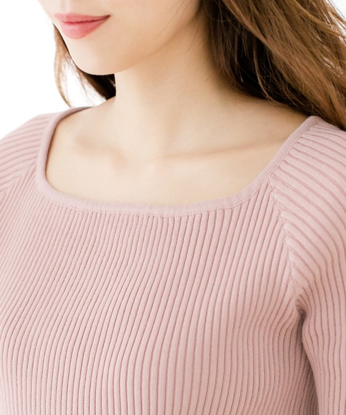 Julia Boutique（ジュリアブティック）の「スクエアネックニット/510595S（ニット/セーター・レディース・ホワイト/ベージュ/ブラック/ピンク/モカ/ネイビー/グレー・ONE）」の17枚目の写真