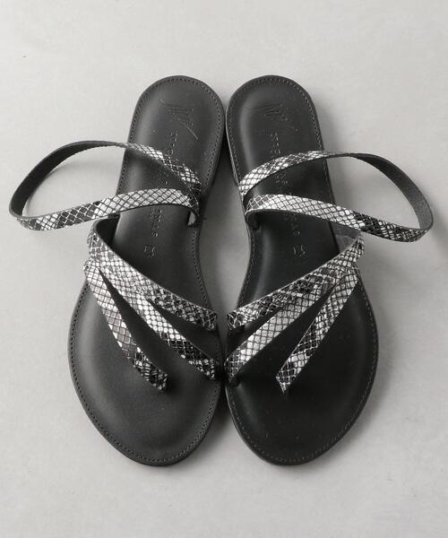NICOLAS LAINAS（ニコラスライナス）の「NICOLAS LAINAS Hoop-p（サンダル・レディース・その他1・36/37/38）」の2枚目の写真