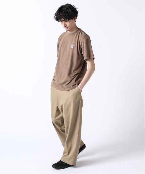 JOURNAL STANDARD relume(ジャーナルスタンダード レリューム)の「【CLUB SAKENOMITAI / 酒飲倶楽部】スモールロゴ Tシャツ / 無地T(Tシャツ/カットソー・メンズ・アイボリー/キャメル・MEDIUM/LARGE/X-LARGE)」の3枚目の写真