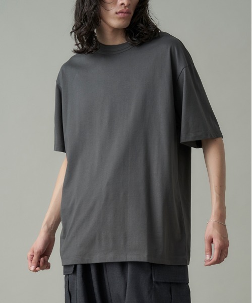 Juha(ユハ)の「DOUBLE BINDER TEE(Tシャツ/カットソー・メンズ・ホワイト/チャコールグレー/ブラック/オリーブ/キナリ・4/3)」の4枚目の写真