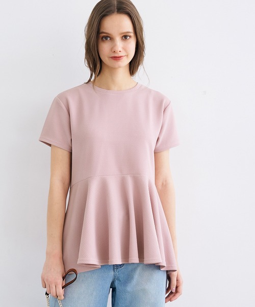 coca（coca）（コカ）の「エンボス加工裾フリル半袖プルオーバー（Tシャツ/カットソー・レディース・ブラック/ピンク系その他/ホワイト/グレー・ONE SIZE/L/S/M）」の4枚目の写真