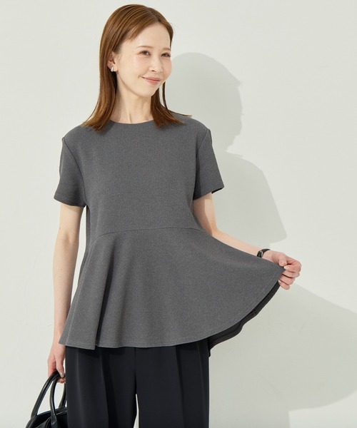 coca（coca）（コカ）の「＼26ss新色追加／ エンボス加工裾フリル半袖プルオーバー（Tシャツ/カットソー・レディース・ブラック/ピンク系その他/ホワイト/グレー/アイボリー/ライトブルー・ONE SIZE/L/S/M）」の11枚目の写真