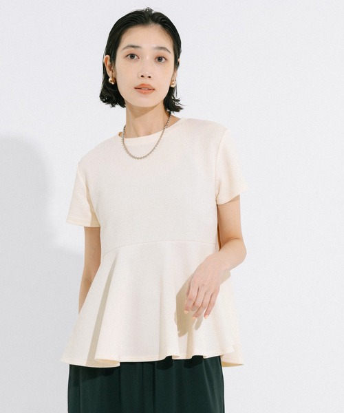 coca（coca）（コカ）の「＼26ss新色追加／ エンボス加工裾フリル半袖プルオーバー（Tシャツ/カットソー・レディース・ブラック/ピンク系その他/ホワイト/グレー/アイボリー/ライトブルー・ONE SIZE/L/S/M）」の19枚目の写真