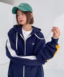 A'GEM/9 × .kom『muah muah/ムーアムーア』SIGNATURE COMBI HOOD ZIPUP/シグネチャー コンビ フード ジップアップ