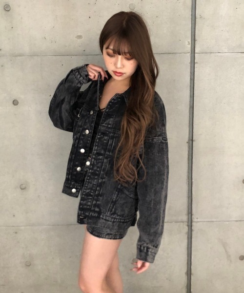 ENVYM（アンビー）の「ケミカルカラーＪＫ（デニムジャケット・レディース・ブラック/ベージュ・FREE）」の9枚目の写真