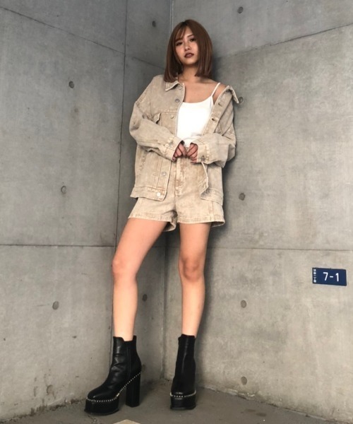 ENVYM（アンビー）の「ケミカルカラーＪＫ（デニムジャケット・レディース・ブラック/ベージュ・FREE）」の12枚目の写真