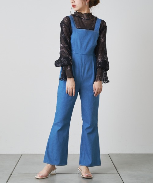 Chico(チコ)の「バックリボンサロペット(サロペット/オーバーオール・レディース・ネイビー/ブルー/ミント/ライトベージュ・SMALL/MEDIUM)」の1枚目の写真