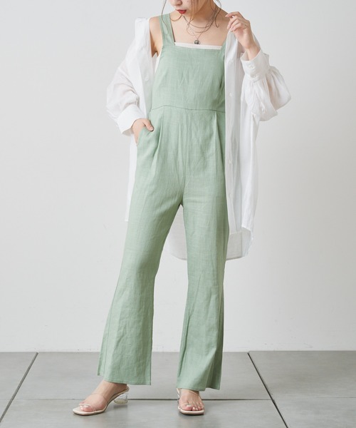 Chico(チコ)の「バックリボンサロペット(サロペット/オーバーオール・レディース・ネイビー/ブルー/ミント/ライトベージュ・SMALL/MEDIUM)」の3枚目の写真