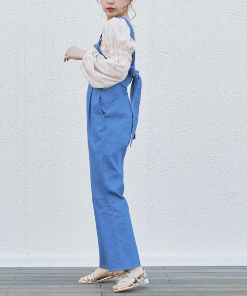 Chico(チコ)の「バックリボンサロペット(サロペット/オーバーオール・レディース・ネイビー/ブルー/ミント/ライトベージュ・SMALL/MEDIUM)」の6枚目の写真