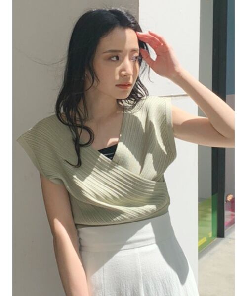 MURUA（ムルーア）の「コンパクトカシュクールニット（ニット/セーター・レディース・ブラック/ブラウン/ライトグリーン/アイボリー・FREE）」の7枚目の写真