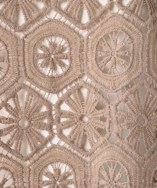 moi tytto（モイテュット）の「パフスリーブクロシェトップス（シャツ/ブラウス・レディース・ベージュ/ブラウン・FREE）」の3枚目の写真