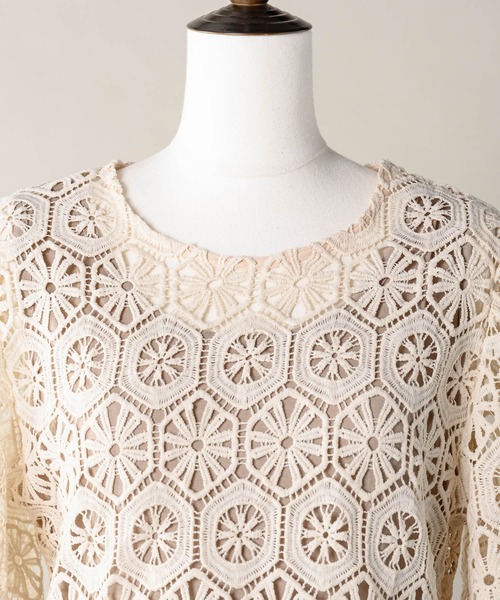 moi tytto（モイテュット）の「パフスリーブクロシェトップス（シャツ/ブラウス・レディース・ベージュ/ブラウン・FREE）」の15枚目の写真