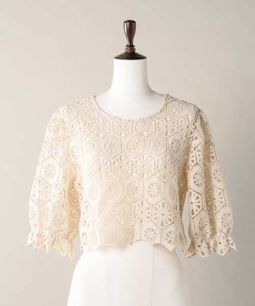 moi tytto（モイテュット）の「パフスリーブクロシェトップス（シャツ/ブラウス・レディース・ベージュ/ブラウン・FREE）」の7枚目の写真