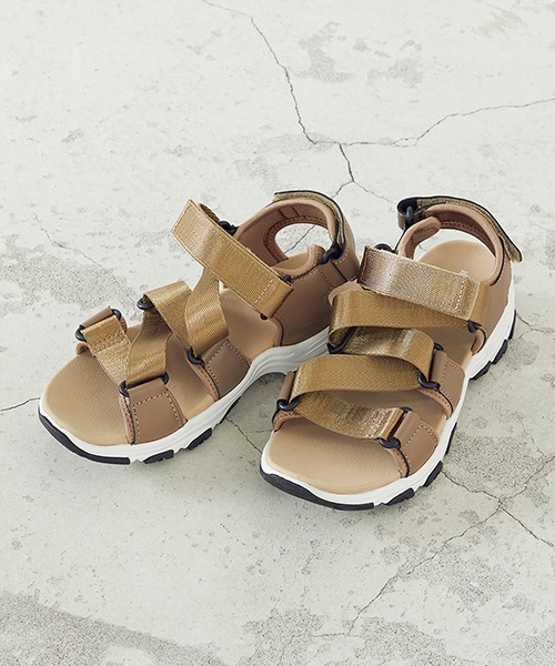 COMME CA ISM（コムサイズム）の「テープ　サンダル（サンダル・レディース・ブラック/ベージュ・23.5cm/24.5cm）」の13枚目の写真