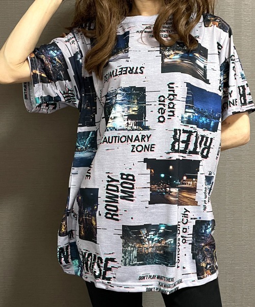 GGD(ジージーディー)の「ストリート フォト 昇華転写 総柄 tシャツ ロゴ カラフル インパクト デザイン(Tシャツ/カットソー・メンズ・ホワイト/ブラック/ベージュ・LL/M/L)」の3枚目の写真