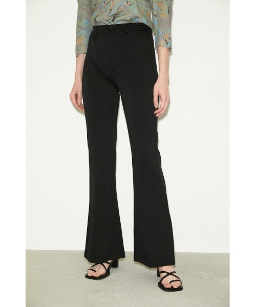 THROW by SLY(スローバイスライ)の「THROW TEXTURE CUT BELL BOTTOM ベルボトム(スラックス・レディース・カーキ/ライトイエロー/ブラック・2/1/0)」の8枚目の写真