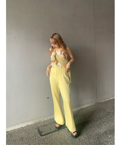 THROW by SLY(スローバイスライ)の「THROW TEXTURE CUT BELL BOTTOM ベルボトム(スラックス・レディース・カーキ/ライトイエロー/ブラック・2/1/0)」の17枚目の写真