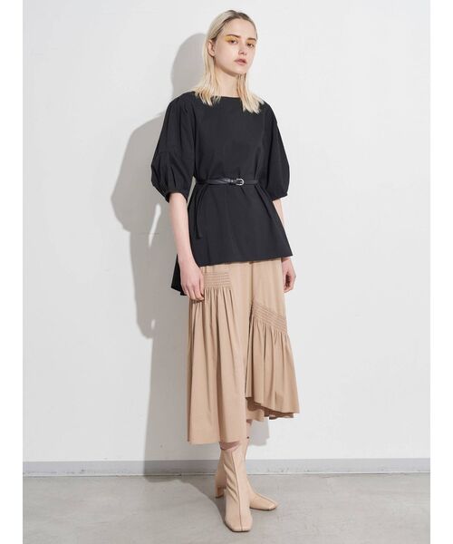 ELENDEEK（エレンディーク）の「ランタンスリーブブラウス（シャツ/ブラウス・レディース・ブラック/ベージュ/オフホワイト・FREE）」の13枚目の写真