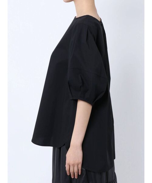 ELENDEEK（エレンディーク）の「ランタンスリーブブラウス（シャツ/ブラウス・レディース・ブラック/ベージュ/オフホワイト・FREE）」の8枚目の写真