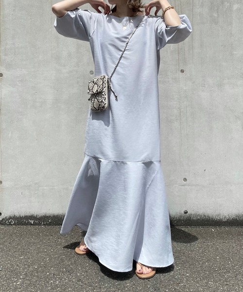 DouDou(ドゥドゥ)の「【WEB限定】バルーンスリーブ裾切替ワンピース(ワンピース・レディース・ブラック/ブルー/ライトベージュ・FREE)」の15枚目の写真