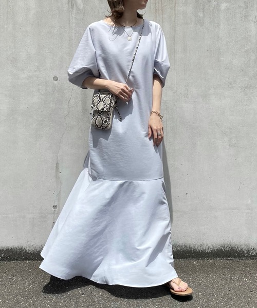 DouDou(ドゥドゥ)の「【WEB限定】バルーンスリーブ裾切替ワンピース(ワンピース・レディース・ブラック/ブルー/ライトベージュ・FREE)」の18枚目の写真