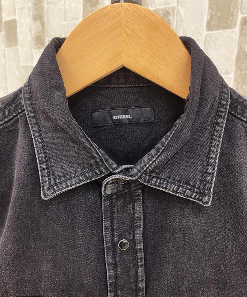 DIESEL（ディーゼル）の「ウォッシュ加工長袖デニムシャツ　D-ROOKE（シャツ/ブラウス・メンズ・ブラック/インディゴブルー・S/L/X-SMALL/M/XL/XXL）」の5枚目の写真