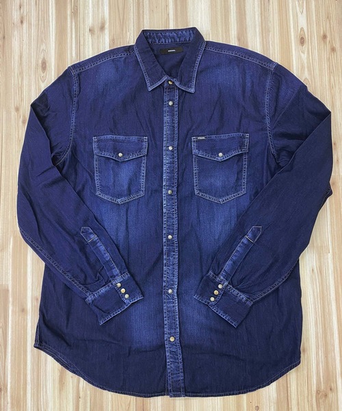 DIESEL（ディーゼル）の「ウォッシュ加工長袖デニムシャツ　D-ROOKE（シャツ/ブラウス・メンズ・ブラック/インディゴブルー・S/L/X-SMALL/M/XL/XXL）」の18枚目の写真
