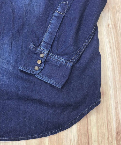 DIESEL（ディーゼル）の「ウォッシュ加工長袖デニムシャツ　D-ROOKE（シャツ/ブラウス・メンズ・ブラック/インディゴブルー・S/L/X-SMALL/M/XL/XXL）」の21枚目の写真