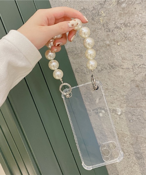 MANGROVE（マングローブ）の「パールチェーンストラップ クリアiPhoneケース（スマホケース/カバー・レディース・クリア・D/A/B/E/C）」の2枚目の写真