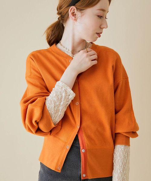 MADEMOISELLE ROPE'（マドモアゼル ロペ）の「【セット対応】ハニカムスナップボタンカーディガン（カーディガン/ボレロ・レディース・ブラック/オフホワイト/オレンジ・38）」の8枚目の写真