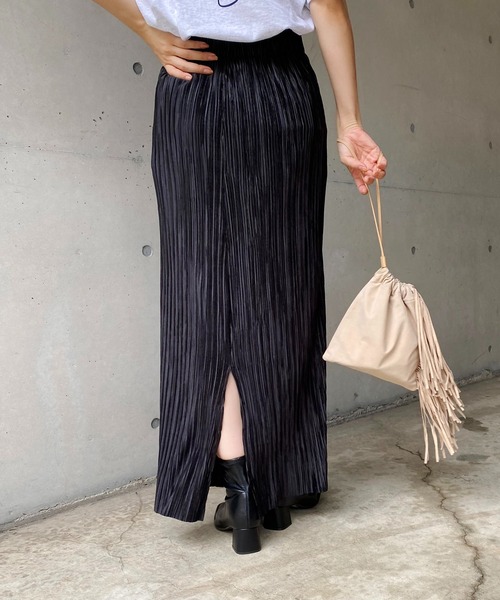 CAPRICIEUX LE'MAGE(カプリシューレマージュ)の「〈WEB限定〉サテンプリーツスカート(スカート・レディース・ブラック/グリーン/ピンク・FREE)」の14枚目の写真